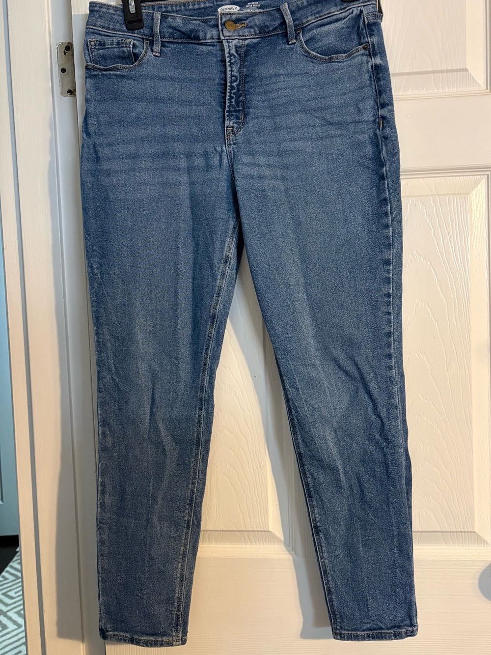 Old Navy Rockstar Super skinny high rise jeans